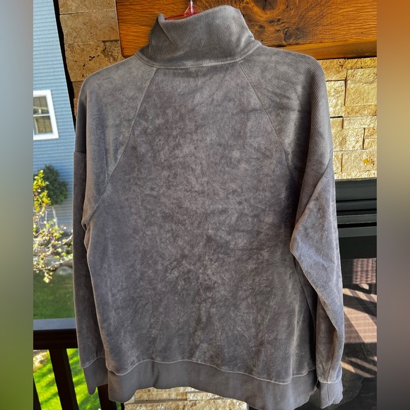 Wild Fable Gray Velour 1/4 Zip - Picture 7 of 8